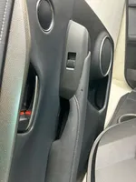 Lexus NX Istuimien ja ovien verhoilusarja 