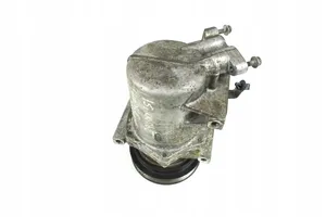 Renault Fluence Ilmastointilaitteen kompressorin pumppu (A/C) 8201025121B