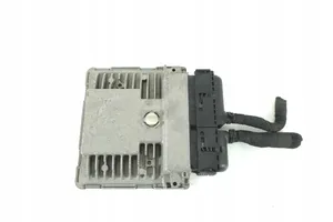 Volkswagen Touran III Unité de commande, module ECU de moteur 03F906070B