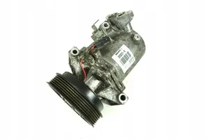 Renault Fluence Ilmastointilaitteen kompressorin pumppu (A/C) 8201025121B