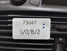 Fiat Punto (188) Boczna kratka nawiewu deski rozdzielczej 7641374316
