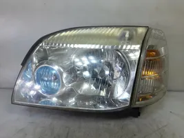 Nissan X-Trail T32 Lampa przednia 