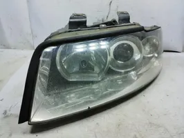 Audi A4 S4 B6 8E 8H Etu-/Ajovalo Lampa