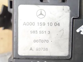 Mercedes-Benz E W210 Tubo flessibile del liquido di raffreddamento del motore A0001591004