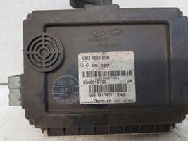 KIA Carens III Module confort 954001D700