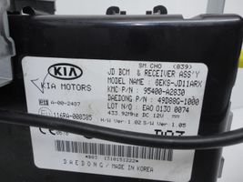 KIA Ceed Komputer / Sterownik ECU i komplet kluczy 39110-2BRBD