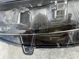 Suzuki Across Lampa przednia 03A021