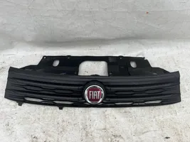 Fiat Talento Griglia superiore del radiatore paraurti anteriore 623106388R