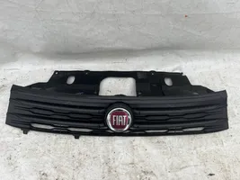 Fiat Talento Maskownica / Grill / Atrapa górna chłodnicy 623106388R