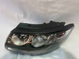 Hyundai Santa Fe Headlight/headlamp 921012B120