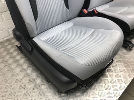 Toyota Prius (XW50) Kit intérieur 