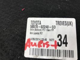 Toyota Auris E180 Tavaratilan pohjan tekstiilimatto 5857002240
