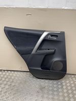 Toyota RAV 4 (XA40) Garniture panneau de porte arrière 67722X1B07