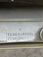 Toyota Prius (XW30) Kynnys 7586047010