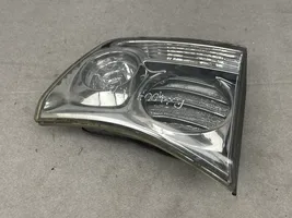 Lexus RX 330 - 350 - 400H Lampy tylnej klapy bagażnika 