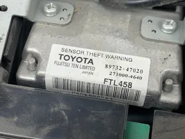 Toyota Prius (XW30) Priekšējo vietu apgaismojums 8973247020