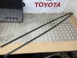 Toyota Prius (XW30) Copertura modanatura barra di rivestimento del tetto 
