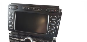 Bentley Continental Unidad delantera de radio/CD/DVD/GPS 3W0035007M