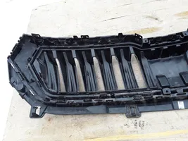 Skoda Karoq Maskownica / Grill / Atrapa górna chłodnicy 57A853653G