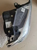 BMW X3 F25 Lampa przednia 7400018