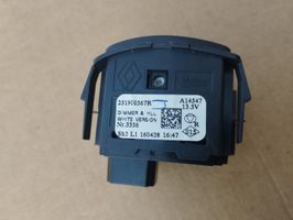 Renault Trafic III (X82) Headlight level height control switch 251900567R