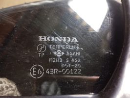 Honda Accord Ventanilla de ventilación de la puerta trasera 