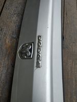 Dodge Caliber Barra luminosa targa del portellone del bagagliaio 0ZG79WS2AH
