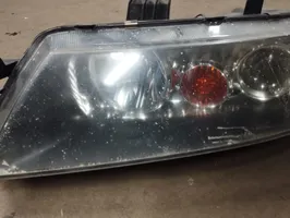 Honda Accord Lampa przednia P2928