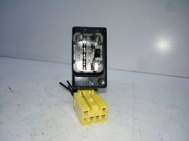 Hyundai Santa Fe Interior lighting switch 60607