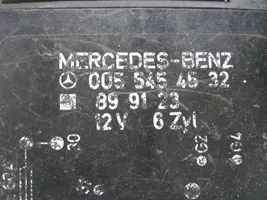 Mercedes-Benz E W124 Žvakių pakaitinimo rėlė 0055454532