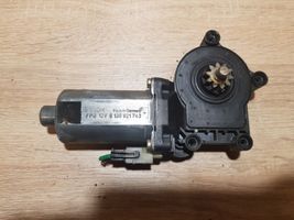 Volvo V70 Moteur de lève-vitre de porte avant 0130821743