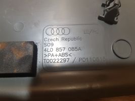 Audi Q7 4L Panelės apdailos skydas (šoninis) 4L0857085A