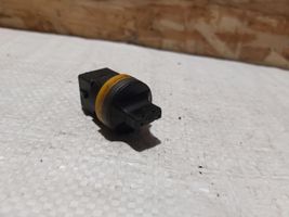 Audi A4 S4 B5 8D Sonde de température de liquide de refroidissement 357919501A