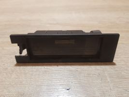 Opel Meriva A Lampa oświetlenia tylnej tablicy rejestracyjnej 09164143