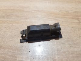 Opel Meriva A Lampa oświetlenia tylnej tablicy rejestracyjnej 09164143