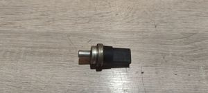 Audi 80 90 S2 B4 Sensore temperatura del carburante 269415