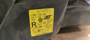 Volkswagen Sharan Lampa przednia 7M3941016AD