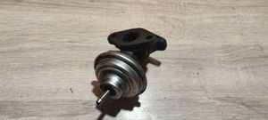 Audi 80 90 S2 B4 EGR-venttiili 028131501E