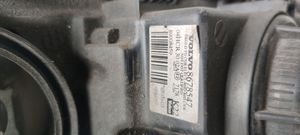 Volvo S80 Faro delantero/faro principal 8678547