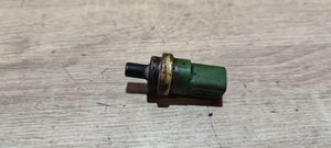 Volkswagen PASSAT B5.5 Kühlmitteltemperatur Sensor Fühler Geber 059919501A