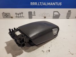 Volvo S60 Podłokietnik tunelu środkowego 30643895