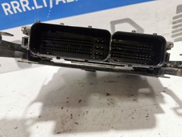 Volkswagen PASSAT B6 Sterownik / Moduł ECU 03G906018CE