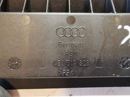 Audi A8 S8 D3 4E Garniture, panneau de grille d'aération 4E0819623