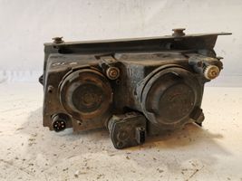 Volkswagen PASSAT B5 Faro/fanale 14742600