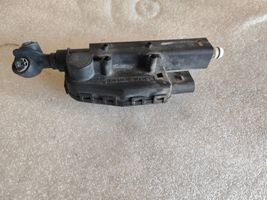 Audi A8 S8 D3 4E Ugello a spruzzo lavavetri per faro 4E0955965AA