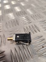 BMW 7 F01 F02 F03 F04 Connecteur/prise USB 9167196