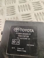 Toyota Corolla Verso AR10 Unité de commande, module PDC aide au stationnement 4M0178T2B