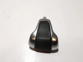 Citroen DS5 Revêtement pommeau de levier de vitesses cuir 