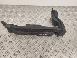 Audi Q5 SQ5 Supporto/guarnizione in poliuretano espanso del parafango 8R0823732A