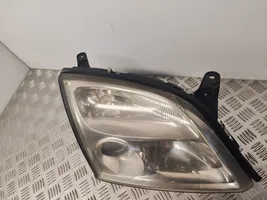 Opel Signum Lampa przednia 13151852